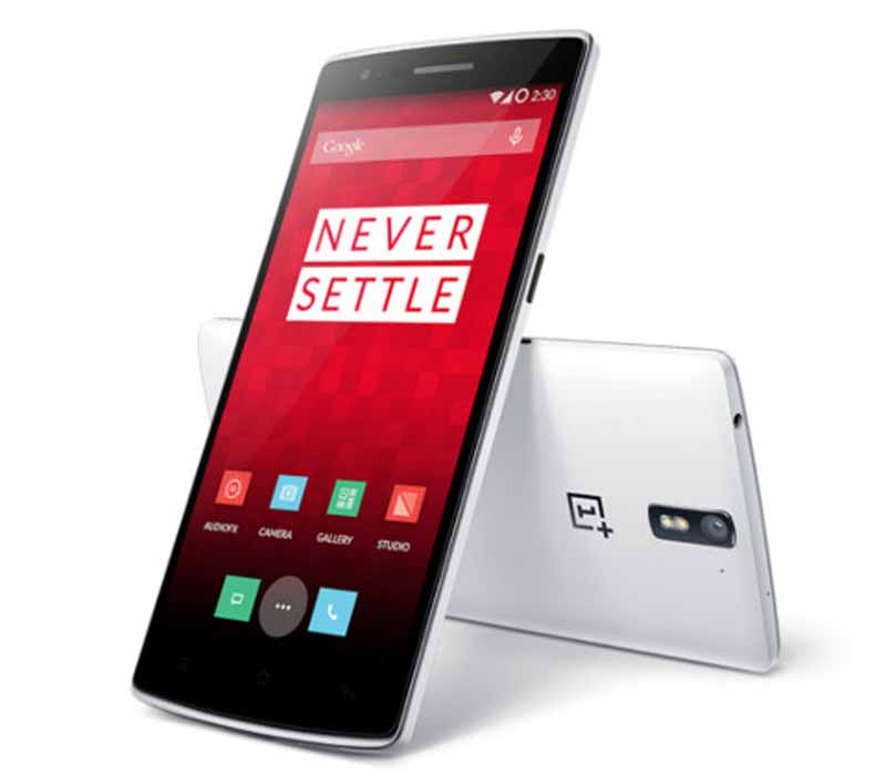 OnePlus has introduced its latest smartphone, the <a href="http://www.pricedekho.com/mobiles/oneplus-one-64gb-sandstone-black-price-pbfrwa.html"><font color="#0260a8"><b>OnePlus One</b></font></a>, which it touts as winning combination of both power and endurance. The handset is available by 'Invite only' system on Amazon priced at Rs 21,999. The 'On Screen Gestures' and 'Voice Wakeup' are few of the exclusive features provided in the OnePlus One. Draw a circle on the sleeping screen to activate the camera app; a 'V' will toggle the torch; and two fingers vertically from top to bottom will play/pause the music playback where you can also change to previous or next track by drawing left or right arrow, respectively. Check out the rest of the specs: