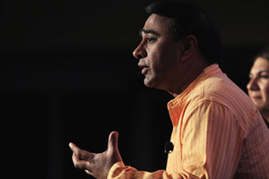 Vikram Akula buys 26% stake in start-up Vaya Finserv; eyes small bank licence