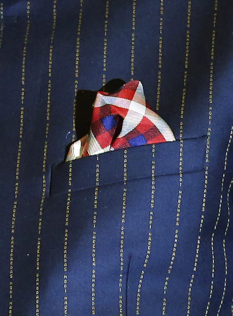 Narendra Modi, Narendra Modi suit, Narendra Modi dress, Narendra Modi fashion, Narendra Modi images, Narendra Modi pics, Narendra Modi Barack Obama, Narendra Modi Michelle Obama
