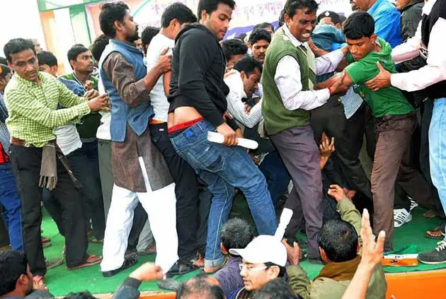 Mamata Banerjee, Mamata Banerjee nephew, Mamata Banerjee nephew slapped, Abhishek Banerjee, Abhishek Banerjee slapped