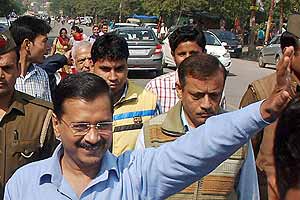 AAP, AAP crisis, AAP party, AAP news, Aam Aadmi Party, Aam Aadmi Party Delhi, Arvind Kejriwal, Arvind Kejriwal news, Yogendra Yadav, Yogendra Yadav news, Prashant Bhushan, politics news, delhi news
