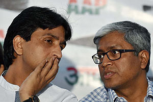 AAP, Arvind Kejriwal, AAP news, aap party, AAP media, Arvind Kejriwal media, aam aadmi party, aam aadmi party news, Ashutosh, Ashutosh aap party, nation news
