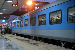 Indian Railways, Indian Railways autonomy, autonomy to Indian Railways, Indian Railways policy, govt on Indian Railways policy, Indian Railways govt, Indian Railways panel, panel on Indian Railways autonomy, Bibek Debroy, Indian Railways autonomy Bibek Debroy, Indian Railways news, Indian Railways latest