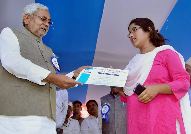 Shilpa Shetty, Narendra Modi, Raghuram Rajan, Sonia Gandhi, Nitish Kumar, auto sales, indirect tax collection, yemen evacuation, kashmir attack, gems and jewelleries, air force C-17 yemen