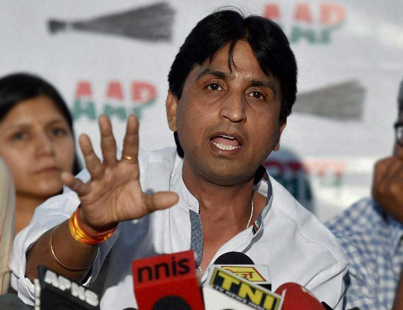 Kumar vishwas illicit relationship