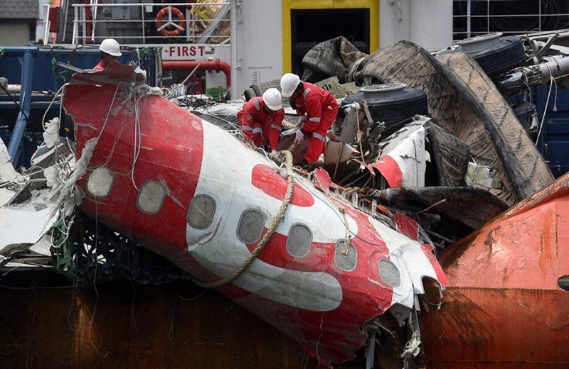 airasia crash, airasia crash report, airasia qz8501 investigation report, airasia crash 2015, airasia crash investigation, airasia crash reason