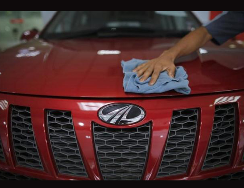 Mahindra KUV100, Mahindra KUV100 price in india, Mahindra KUV100 images, Mahindra KUV100 launch, Mahindra KUV100 latest, Mahindra KUV100 price, Mahindra KUV100 news
