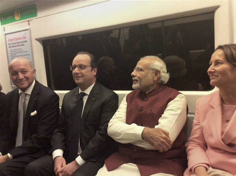 Francois Hollande, Narendra Modi, hollande delhi metro, modi delhi metro, international solar alliance, ISA, Modi hollance, India france