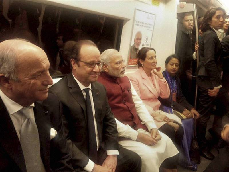 Francois Hollande, Narendra Modi, hollande delhi metro, modi delhi metro, international solar alliance, ISA, Modi hollance, India france