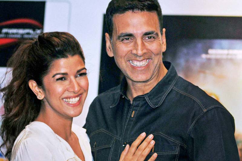 Airlift movie review, Airlift review, Akshay kumar, Nimrat Kaur, Airlift review in hindi, hindi movie review airlift, review of airlift, Airlift reviews