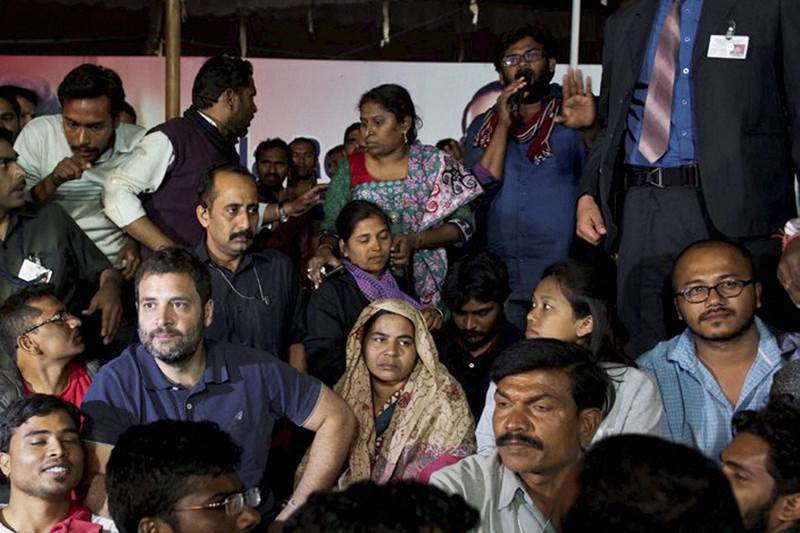 rahul gandhi, rahul gandhi hunger strike, rahul gandhi hyderabad university visit, rahul gandhi hyderabad fast, rahul gandhi on rohith vemula suicide, rahul gandhi candle demonstration, rahul gandhi politics, bjp on rahul gandhi strike, rohith vemula suicide news, rothith vemula birthday strike, rahul gandhi slammed by BJP