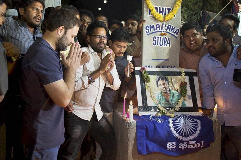 rahul gandhi, rahul gandhi hunger strike, rahul gandhi hyderabad university visit, rahul gandhi hyderabad fast, rahul gandhi on rohith vemula suicide, rahul gandhi candle demonstration, rahul gandhi politics, bjp on rahul gandhi strike, rohith vemula suicide news, rothith vemula birthday strike, rahul gandhi slammed by BJP