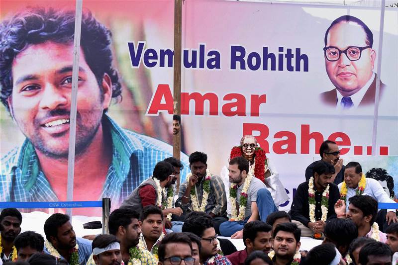 rahul gandhi, rahul gandhi hunger strike, rahul gandhi hyderabad university visit, rahul gandhi hyderabad fast, rahul gandhi on rohith vemula suicide, rahul gandhi candle demonstration, rahul gandhi politics, bjp on rahul gandhi strike, rohith vemula suicide news, rothith vemula birthday strike, rahul gandhi slammed by BJP
