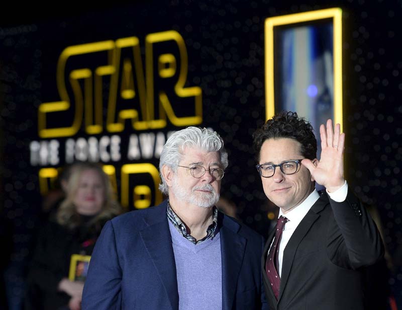 star wars 7, star wars force awakens, disney movies, espn, star wars box office collection, star wars 7 box office, disney theme parks