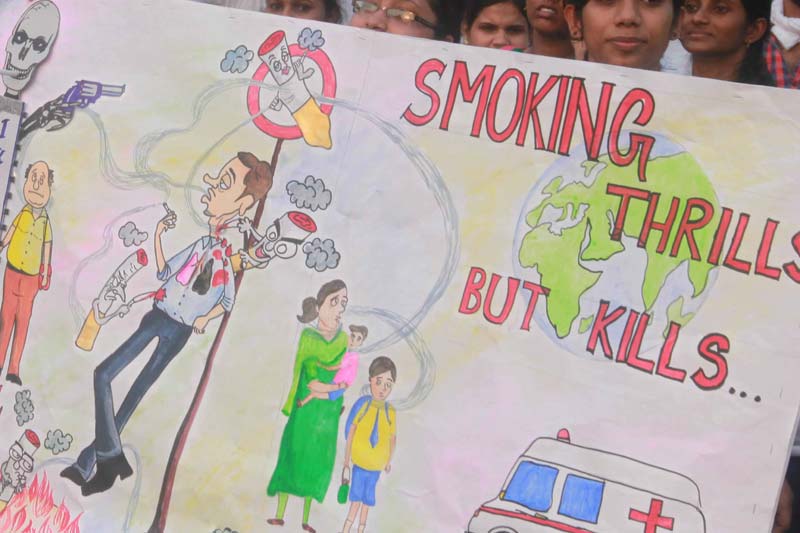 Flipkart, Snapdeal, Alibaba, ecommerce, jet airways, arun jaitley, standup india, subrata roy, sahara group, air india, agartala railway line, kaya, tobacco warning, tobacco products pictorial warning, arvind panagariya, indian economy, business news, top 10 business news