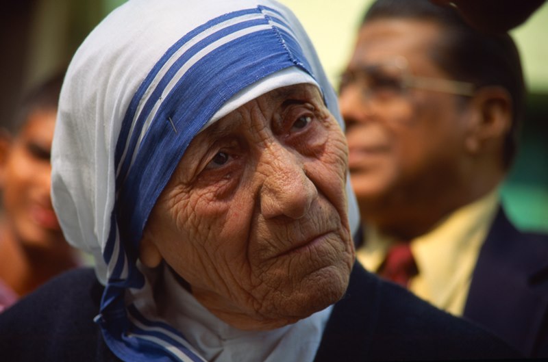 mother teresa, mother teresa biography, mother teresa quotes, mother teresa history, pope francis, pope francis on mother teresa, mother teresa canonization, mother teresa sainthood