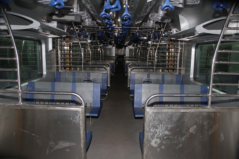 mumbai ac train local, mumbai ac local train, mumbai ac local train fare, mumbai ac local train images, mumbai ac local train photos, AC local train in Mumbai, AC local train in Mumbai photos, AC local train in Mumbai fare, AC local train in Mumbai pics