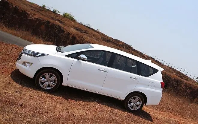 Toyota Innova Crysta review side profile