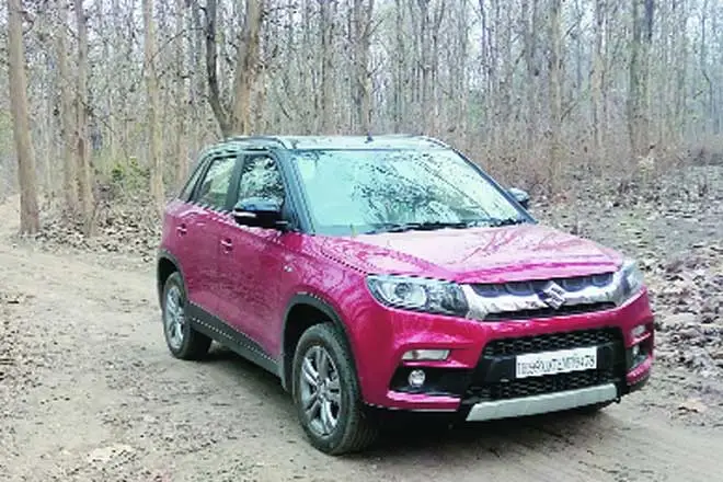 Driving the Vitara Brezza within city limits is a good experience. You sit higher than hatchback drivers and the handling is agile.