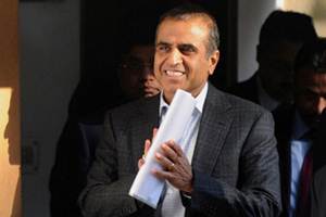 Sunil Bharti Mittal in an interview to ET Now on Wednesday said that the data business is under pressure due to Reliance Jio's freebies. (Reuters)