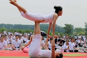 Yoga and knowledge in AYUSH system of medicine can be of great help in not only preventing but also controlling non-communicable diseases. Traditional system of medicines can complement modern medicine. (PTI)