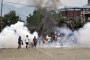 ey are protesting against the process of implementation of Inner Line Permit system in Manipur (IE)