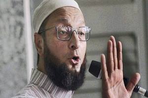 Raj was greeted by his supporters at his residence 'Krishna Kunj' at Dadar in Central Mumbai, where some supporters brought the cake with Owaisi's image on it and cut it (express photo)
