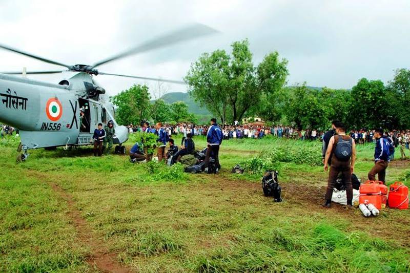 Mumbai-Goa highway bridge, Mumbai-Goa highway bridge collapse, Mumbai-Goa highway bridge collapse news, Mumbai-Goa highway bridge collapse update, Mumbai-Goa highway bridge rescue operation, Mumbai-Goa highway bridge ndrf