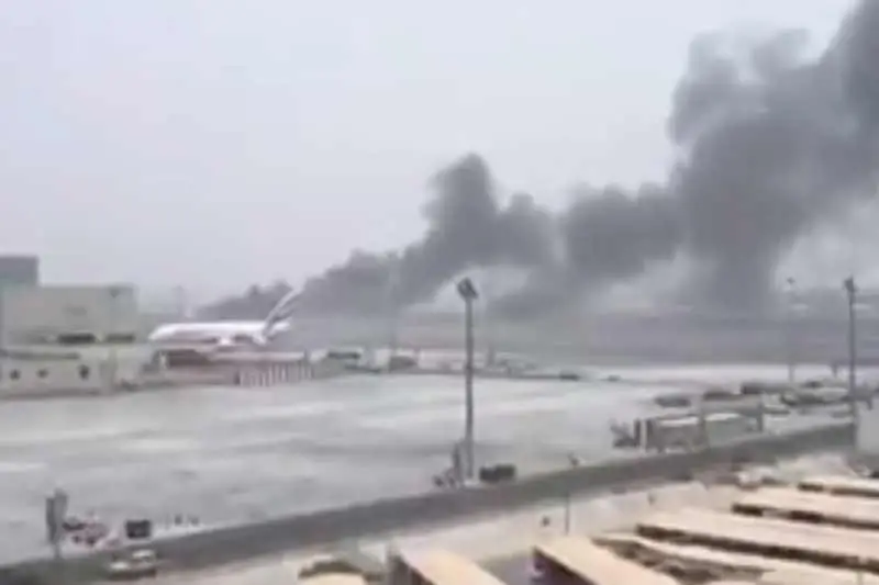 emirates crash, emirates crash landing, emirates crash in dubai, emirates plane crash in dubai, emirates airlines crash in dubai, emirates airline crash, emirates crash history, emirates airlines india, emirates airlines dubai, emirates india, emirates india to dubai, emirates flight, emirates flight tracking, emirates flight booking, aviation disaster, aviation disaster in dubai, Boeing, boeing plane crash, Boeing 777-300, Boeing 777-300 crash, boeing 777 300 emirates