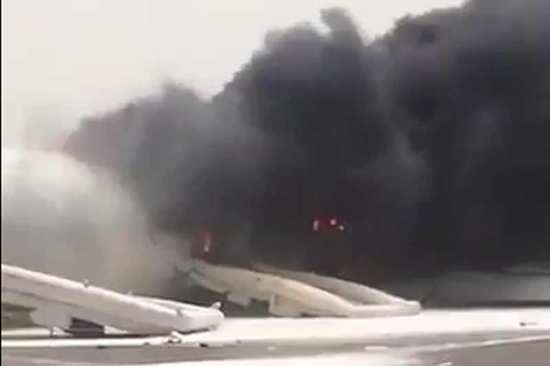 emirates crash, emirates crash landing, emirates crash in dubai, emirates plane crash in dubai, emirates airlines crash in dubai, emirates airline crash, emirates crash history, emirates airlines india, emirates airlines dubai, emirates india, emirates india to dubai, emirates flight, emirates flight tracking, emirates flight booking, aviation disaster, aviation disaster in dubai, Boeing, boeing plane crash, Boeing 777-300, Boeing 777-300 crash, boeing 777 300 emirates