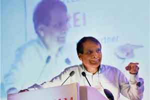 Another fine instance of how Railway Minister Suresh Prabhu and his ministry's Twitter account is assisting and aiding Indian Railways passengers has come to the fore. 