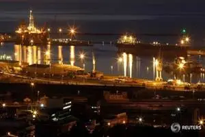 Russian President Vladimir Putin told Bloomberg an agreement between oil exporters to freeze output would be the right decision to support the market. (Source: Reuters)