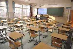 In 2015, UGC announced a choice based credit system. Though this made higher education options more flexible, it was controversial, because of other reasons.