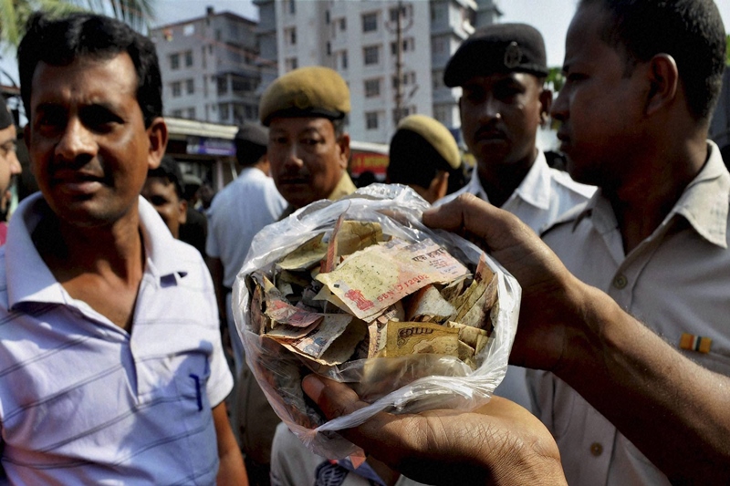 demonetization, rupees 500, Rs 500, rupees 1000, rs 1000, economy, financial news, pm modi, modi demonetization, modi, narendra modi, cash flow, cash, banks, currency, black money, modi black money