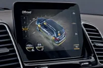  The DYNAMIC SELECT driving mode enables the driver to choose for different terrains and driving conditions 