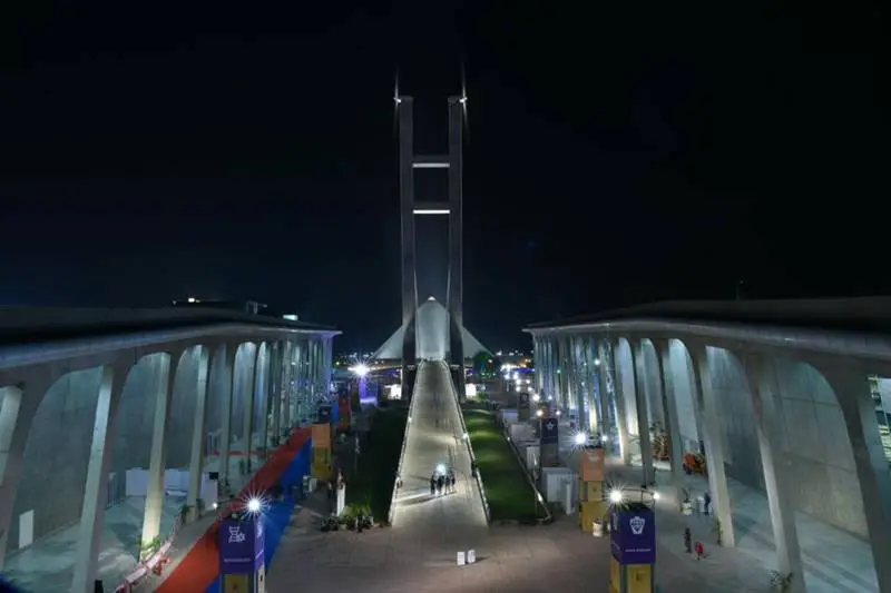 vibrant gujarat summit, vibrant gujarat summit news, gujarat summit, vibrant gujarat, mahatma mandir, narendra modi, picture of mahatma mandir, gandhinagar