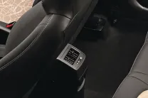  Rear AC vents cool the cabin quicker and aid to rear passenger cabin 
