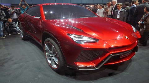 2018 Lamborghini URUS spied testing, to be showcased at 2017 Auto China