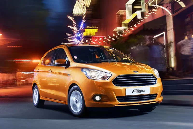 Ford Figo: AT: Powered by a 1.5-litre petrol engine, the Figo 1.5 Ti-VCT AT produces 110 bhp at 6300 rpm and 136 Nm at 4250 rpm and is paired with a 6-speed dual-clutch automatic transmission. Price is Rs 8.24 lakh (ex-showroom). Or, you could also opt for a 1498 cc diesel engine that makes 99 bhp and 215 Nm of torque, with a manual gearbox. Figo TDCi is priced at Rs 6.5 lakh (ex-showroom, Delhi).