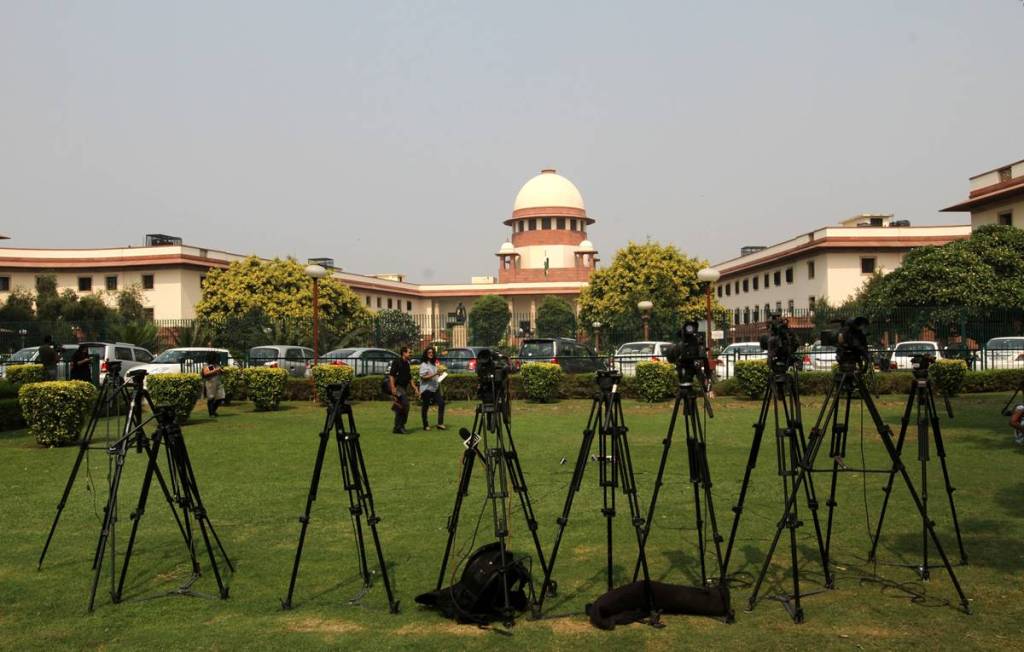 Note ban deadline: AG tells SC, 'Law will prevail over PM Narendra Modi's words'. Note ban deadline: AG tells SC, 'Law will prevail over PM Narendra Modi's words'.