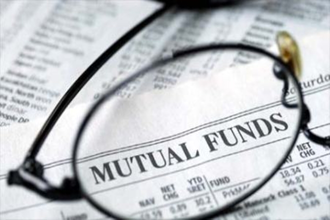 he main objective of the scheme is to generate capital appreciation and provide tax benefit. 