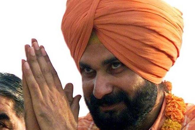 Navjot Singh Sidhu, Navjot Singh, Sidhu, Navjot Singh Sidhu Kapil Sharma Show, Navjot Singh kapil sharma show, the kapil sharma show, sidhu, sidhu on kapil sharma show