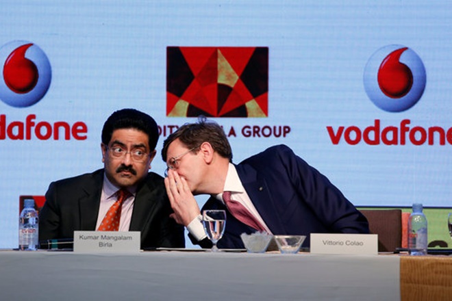 vodafone idea merger, vodafone, idea, idea vodafone, idea vodafone merger, vodafone idea, reliance jio, mobile tariff war, airtel, bsnl, reliance jio effect, kumar manglam birla, mobile tariff