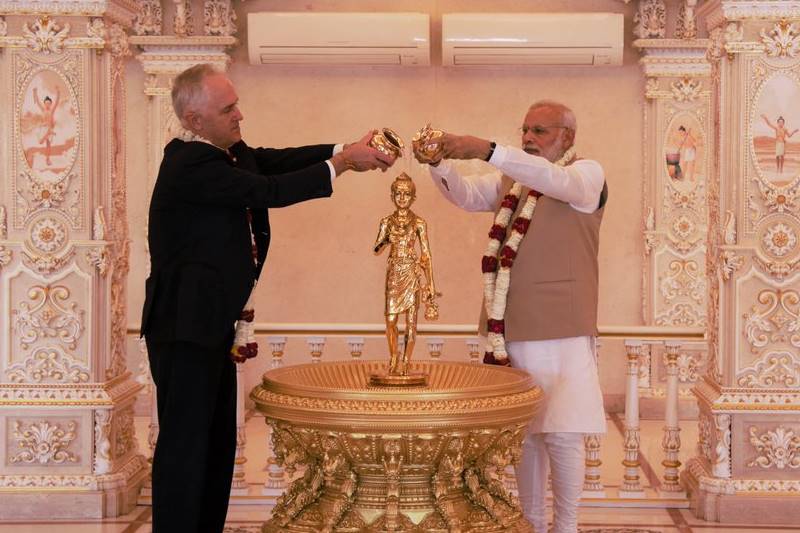 PM Narendra Modi, Prime Minister Malcolm Turnbull, Australian PM Malcolm Turnbull, Australian Prime Minister Malcolm Turnbull, Delhi Metro, Selfie, Akshardham Temple, Akshardham Visit, Australian PM Malcolm Turnbull India Visit