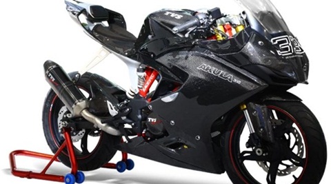 New TVS Apache RR 310S spied on video, launch in July 2017
