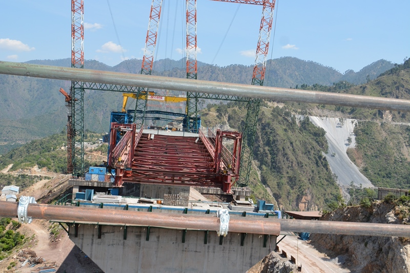Chenab bridge, Chenab bridge images, Chenab bridge project details