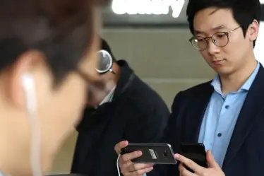The firm also said the shift in buyer preference is positively affecting Chinese manufacturers such as Huawei, Oppo and Vivo in their strategy to build desirable features at affordable prices. (IANS)