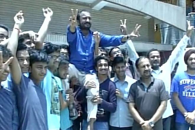 JEE advanced, IIT JEE advanced result 2017, JEE advanced result, IIT JEE advanced super 30, IIT JEE advanced super 30 toppers, IIT JEE advanced result, results.jeeadv.ac.in, IIT JEE advanced anand kumar, JEE advanced topper, jee advanced Ananya, JEE advanced topper 2017, IIT JEE Advanced Results, jeeadv.nic.in, JEE Advanced Results 2017, jee advanced result, results.jeeadv.ac.in, JEE advanced topper Sarvesh Mehtani, JEE topper, JEE topper 2017, jeeadv.ac.in, Akshat Chugh, jee advanced topped Akshat Chugh, JEE advanced rank card, Sarvesh Mehtani, JEE advanced scorecard, JEE advanced cutoffs, JEE Advanced 2017, JEE Advance Result, jee advance 2017 Result, Indian Institutes of Technology‬, India‬, ‪Chennai‬‬, JoSAA seat allocation, JoSAA, JoSAA filling, JoSAA Allocation, JoSAA locking, Check JEE advanced rank card, Joint Entrance Examination Advanced 2017, education news