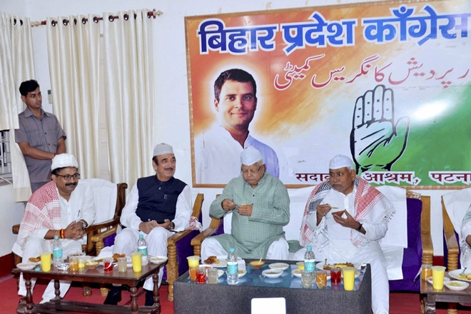 sanjay jha, ghulam nabi azad, bihar grand alliance, bihar grand alliance break up, nitish kumar, lalu yadav, kc tyagi, bihar mahagathbandhan, nitish lalu, tejaswi yadav, tapaswi yadav