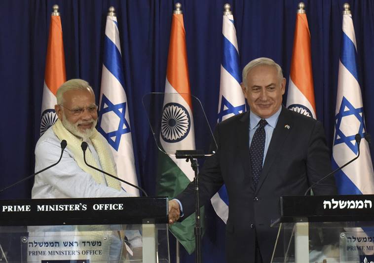 Narendra Modi in Israel, Narendra Modi in Israel pics, Narendra Modi in Israel images, Narendra Modi in Israel news, Narendra Modi in Israel latest, Narendra Modi in Israel gifts, Narendra Modi in Israel Benjamin Netanyahu